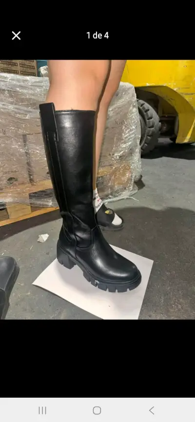 Botas negras largas - miniatura 1