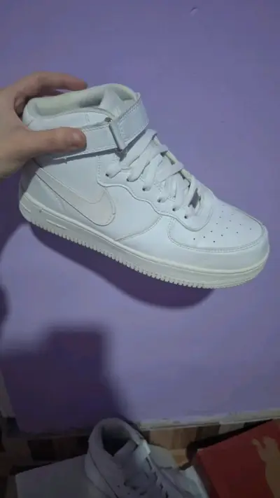 Zapatillas blancas de mujer Nike - miniatura 2