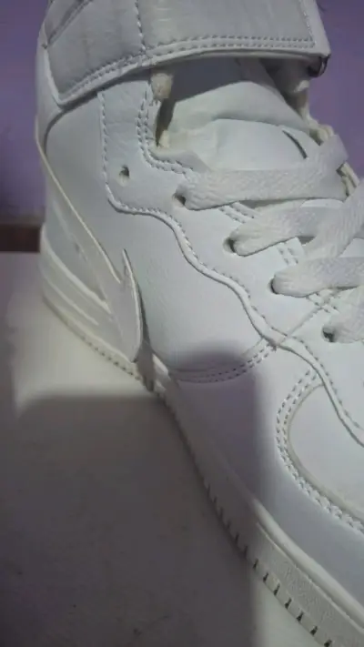 Zapatillas blancas de mujer Nike - miniatura 3