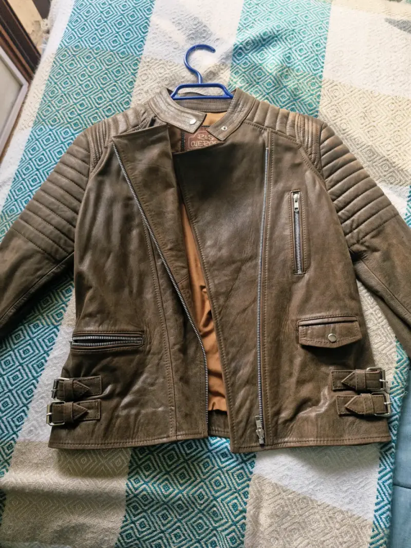 Chaqueta de cuero marrón - 1