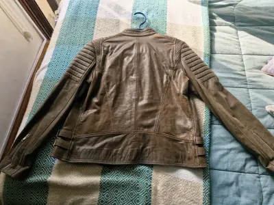 Chaqueta de cuero marrón - miniatura 3