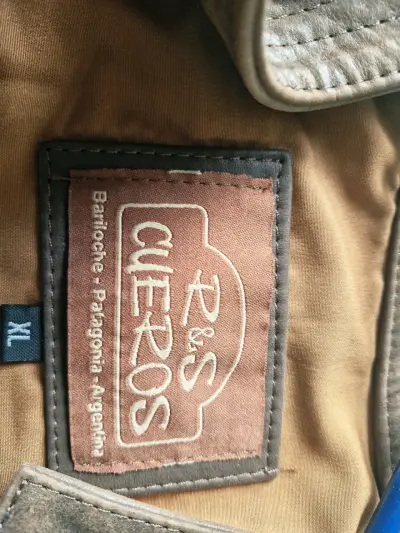 Chaqueta de cuero marrón - miniatura 4