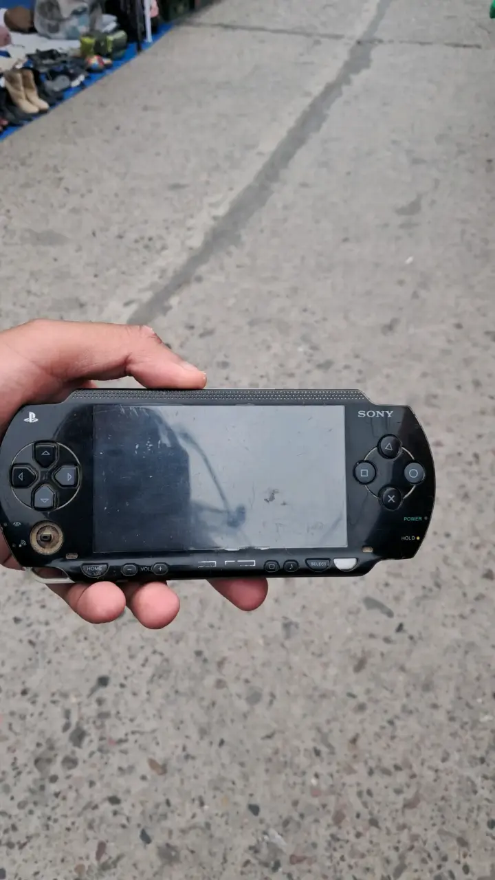 Psp fat modelo 1001 para repuesto - 1