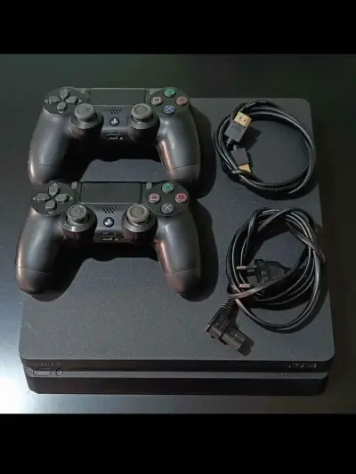 Consola PlayStation 4 con juegos - miniatura 2