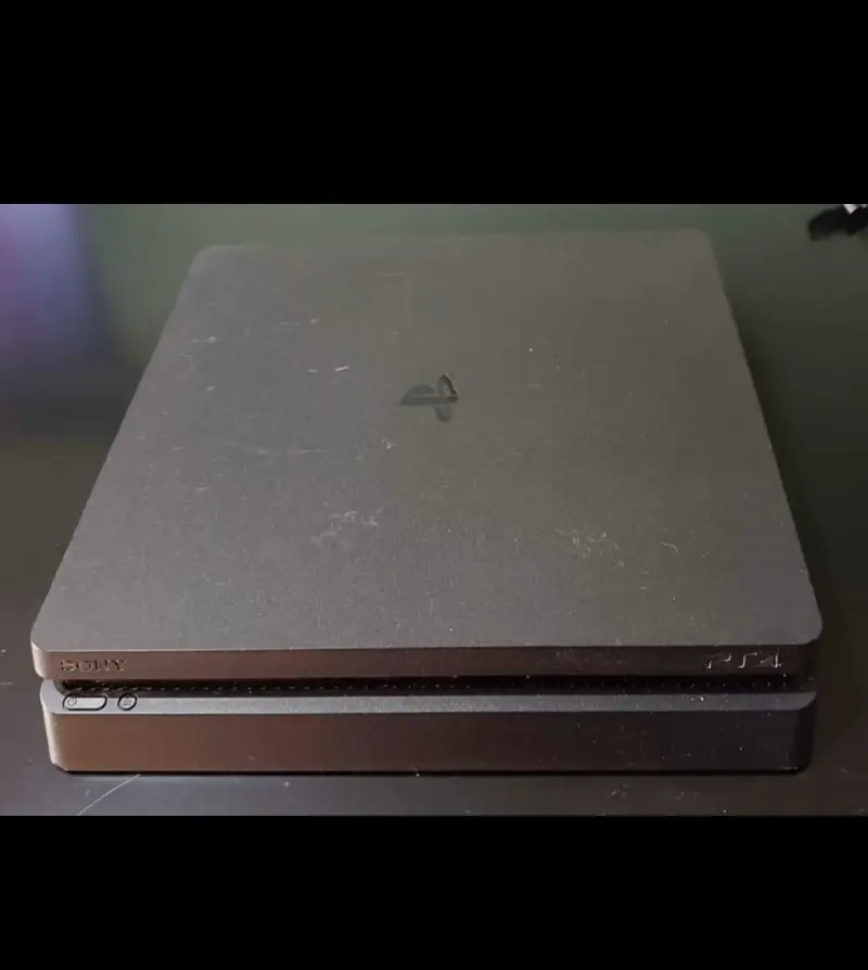 Consola PlayStation 4 con juegos - 3