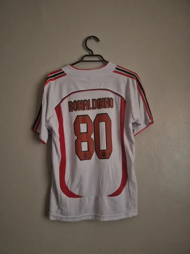 Camisetas de futbol retro y actuales - 6