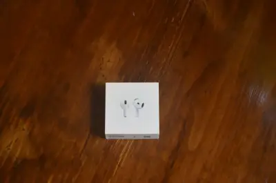 Air Pods 4 Originales Cancelación de ruido - miniatura 2