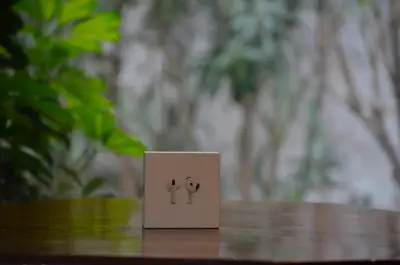 Air Pods 4 Originales Cancelación de ruido - miniatura 6