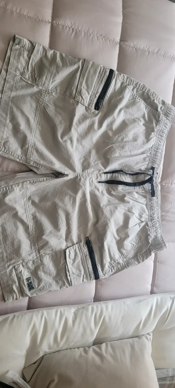 Shorts cargo beige hombre - 1