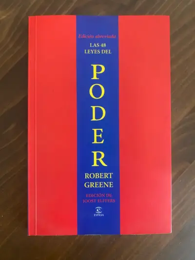 Libro 'Las 48 Leyes del Poder' - miniatura 1