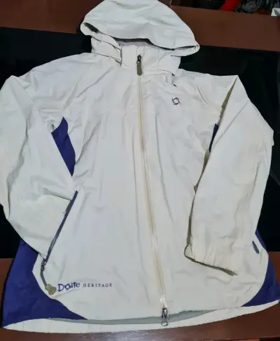 Chaqueta outdoor blanca Doite - miniatura 1