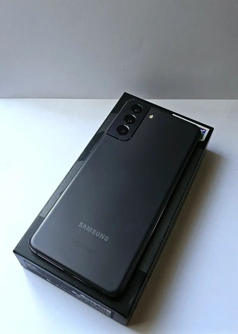 Samsung Galaxy S21 5G - 3