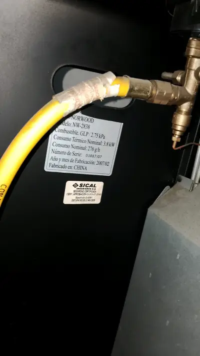 Estufa a gas Norwood negra - miniatura 4