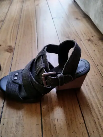 Sandalias gris oscuro CAT de tela - miniatura 3