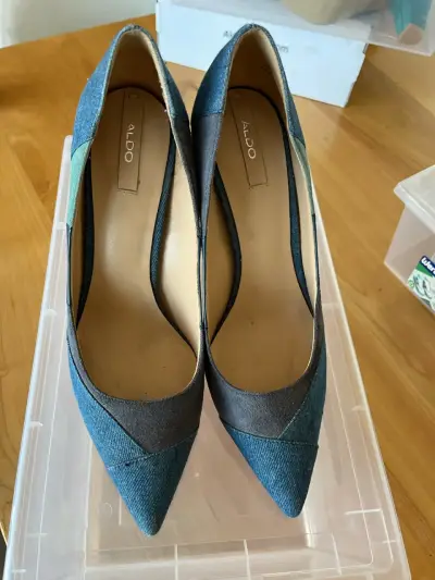 Tacones altos de mezclilla azul - miniatura 2