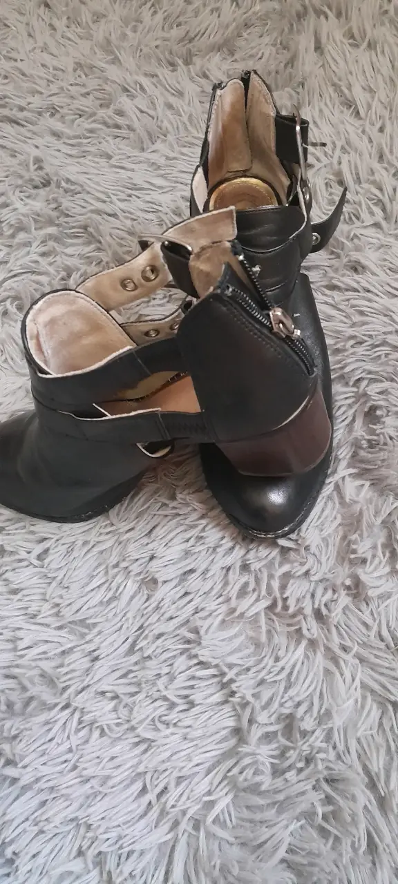 Botines negros de cuero - 3
