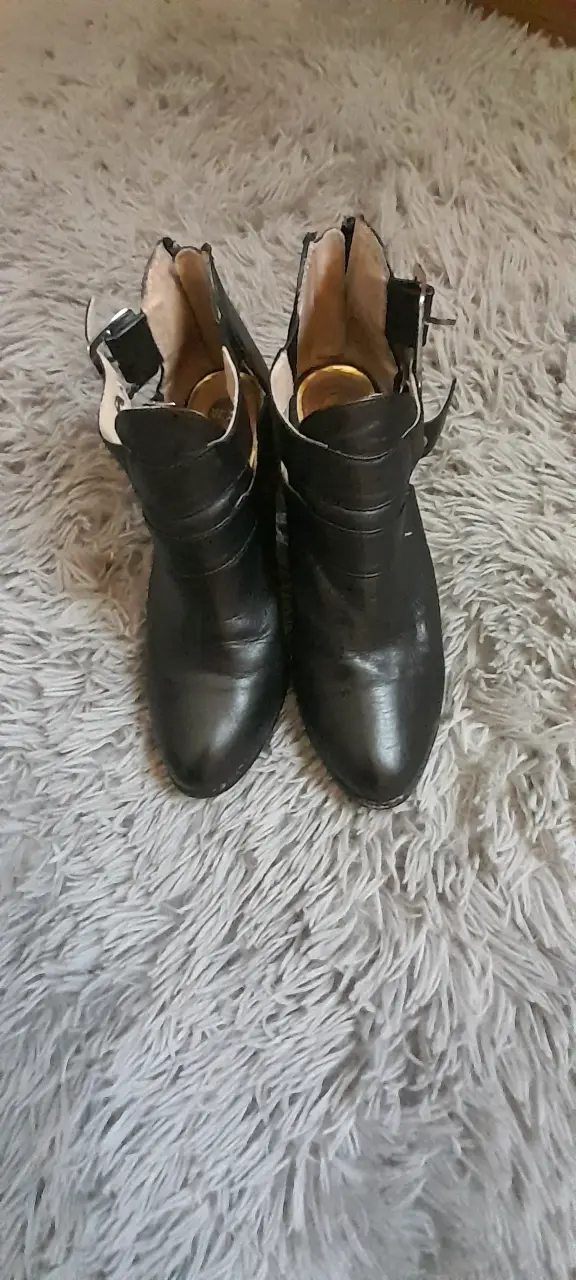Botines negros de cuero - 5