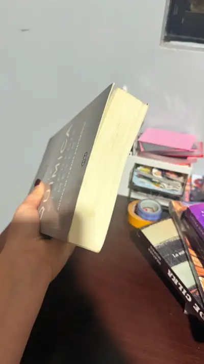 Libro La Química de Stephenie Meyer - miniatura 2