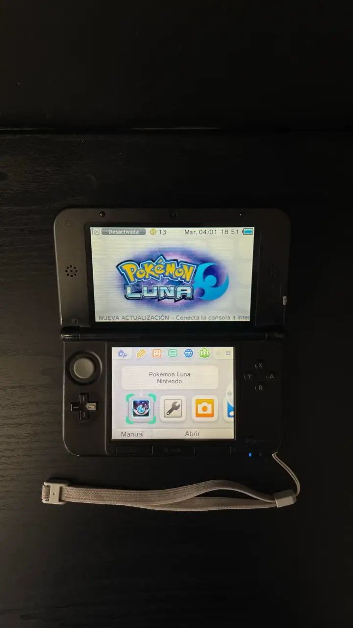 Nintendo 3DS XL - 2