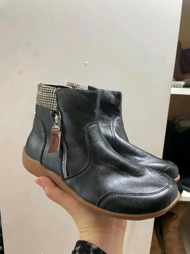 Botines negros de cuero - 3