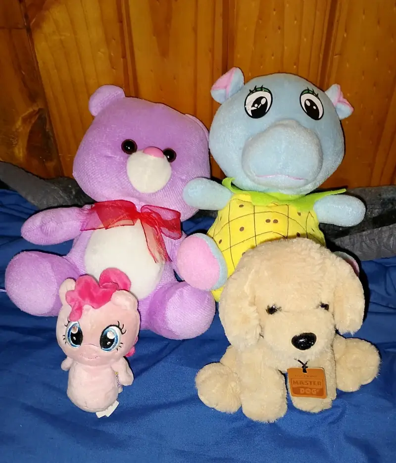 Set de peluches variados