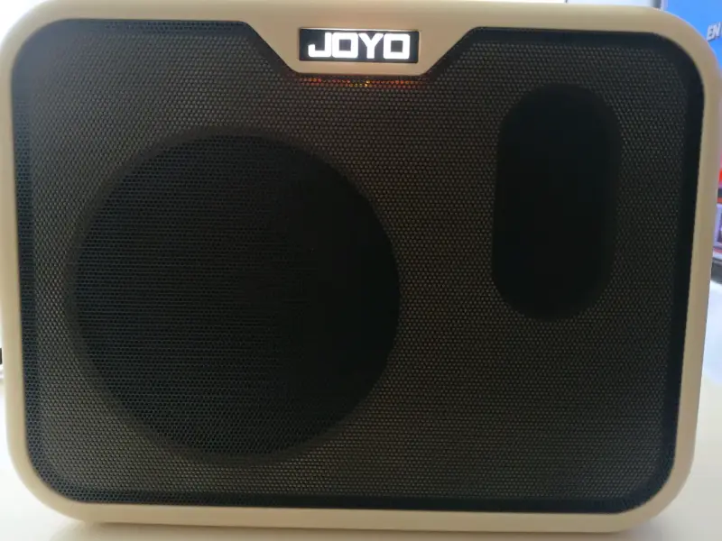 Espectacular Amplificador para bajo Joyo Potente - 8