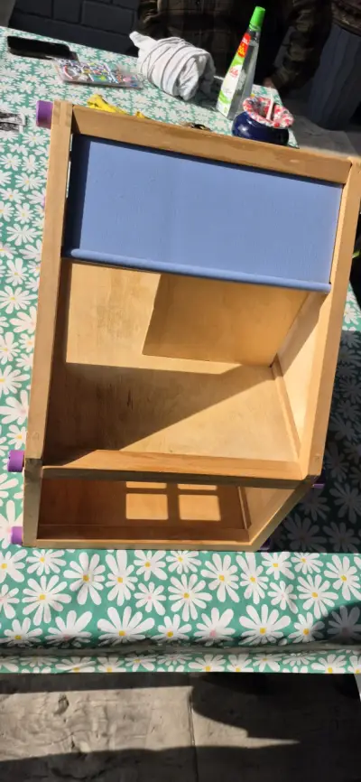 Casa de muñecas de madera - miniatura 2