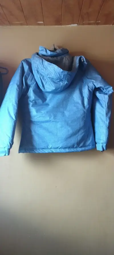 Chaqueta azul de invierno - miniatura 2