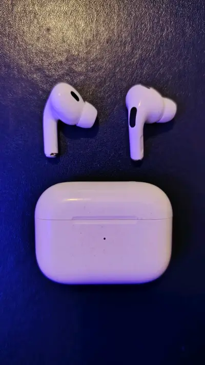 Audífonos Airpods Pro 2 Apple - miniatura 2