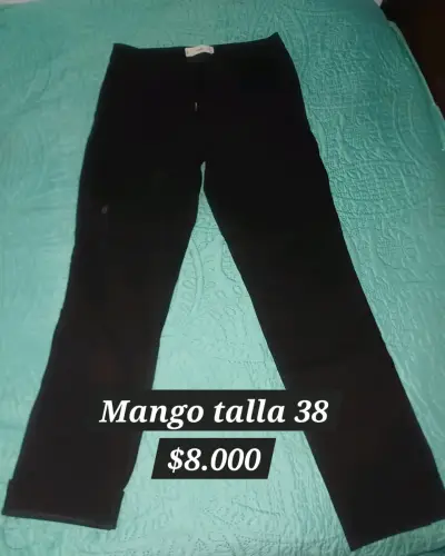 Pantalón tipo cuerina negro - miniatura 2