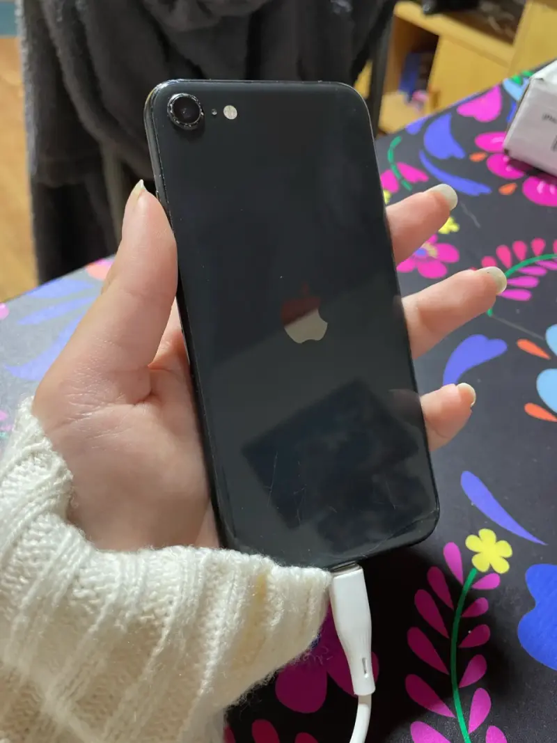 iphone se 2020 - 1