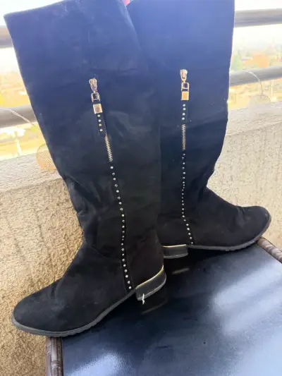Botas Largas Vía Uno Negras Talla 38🖤 - miniatura 3