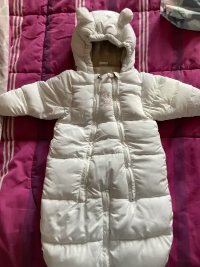 Enterito polar blanco con capucha - miniatura 1