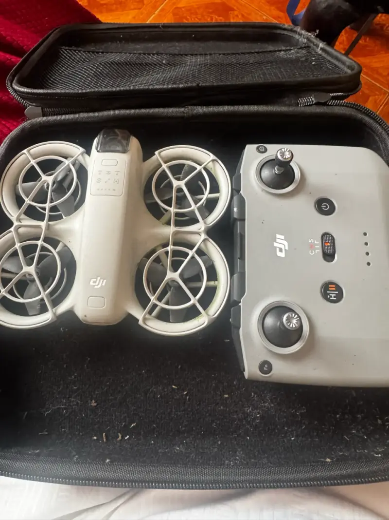 Drone DJI con control remoto - 2