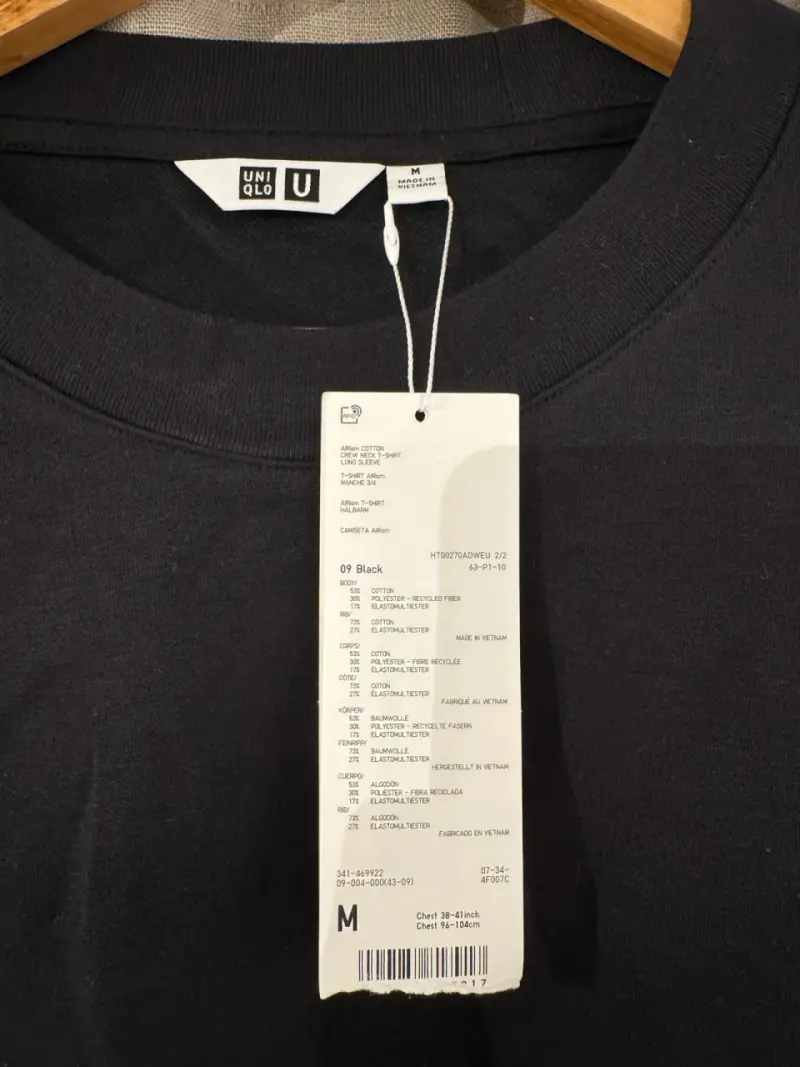 Polera negra hombre Uniqlo talla M - 2