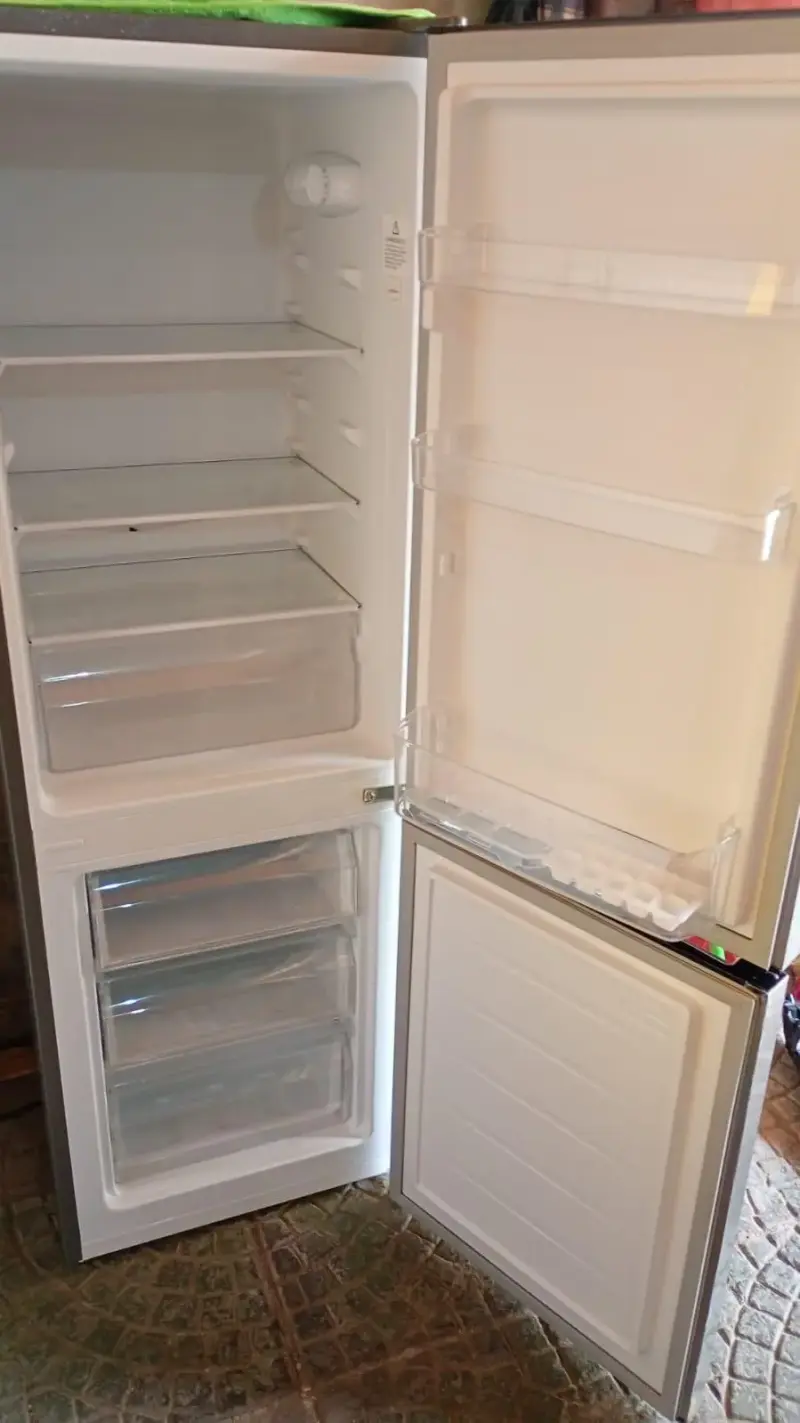 Refrigerador Libero gris - 2