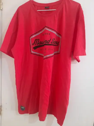 Polera roja con estampado Maui - miniatura 4