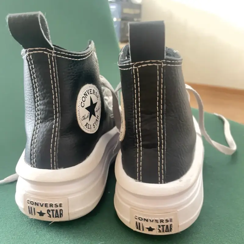 Zapatillas negras con cordones - 3