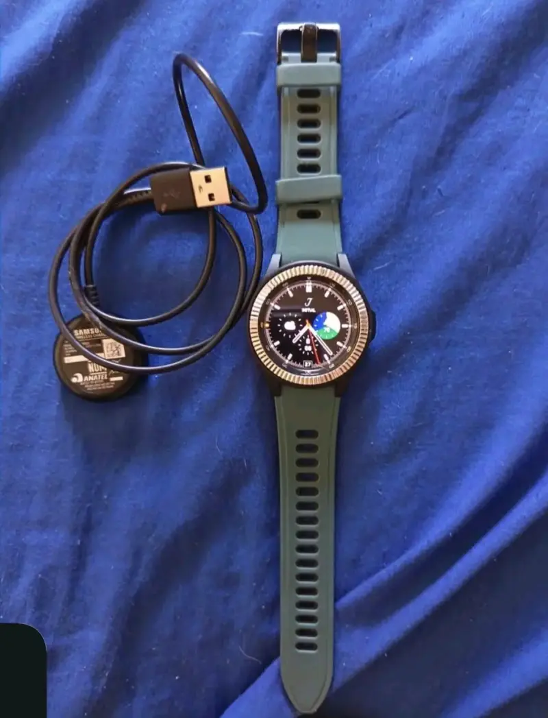 Smartwatch Samsung Galaxy Classic - 1