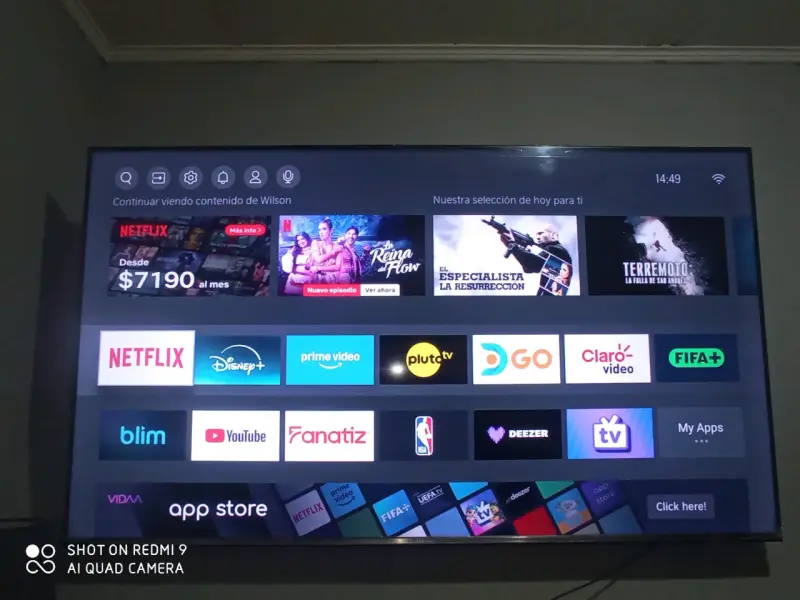Smart TV 65 pulg con plataformas streaming