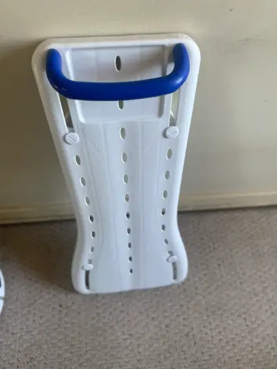 Tabla de baño blanca con asa azul - miniatura 4