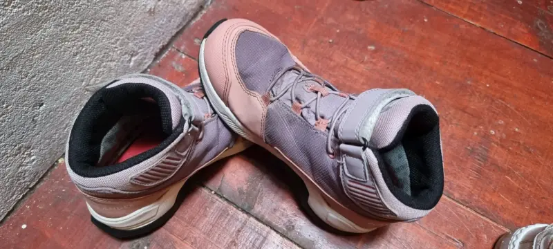 Botas de trekking rosadas Lippi