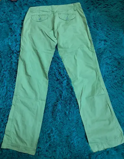 Pantalones verde claro para mujer - miniatura 1