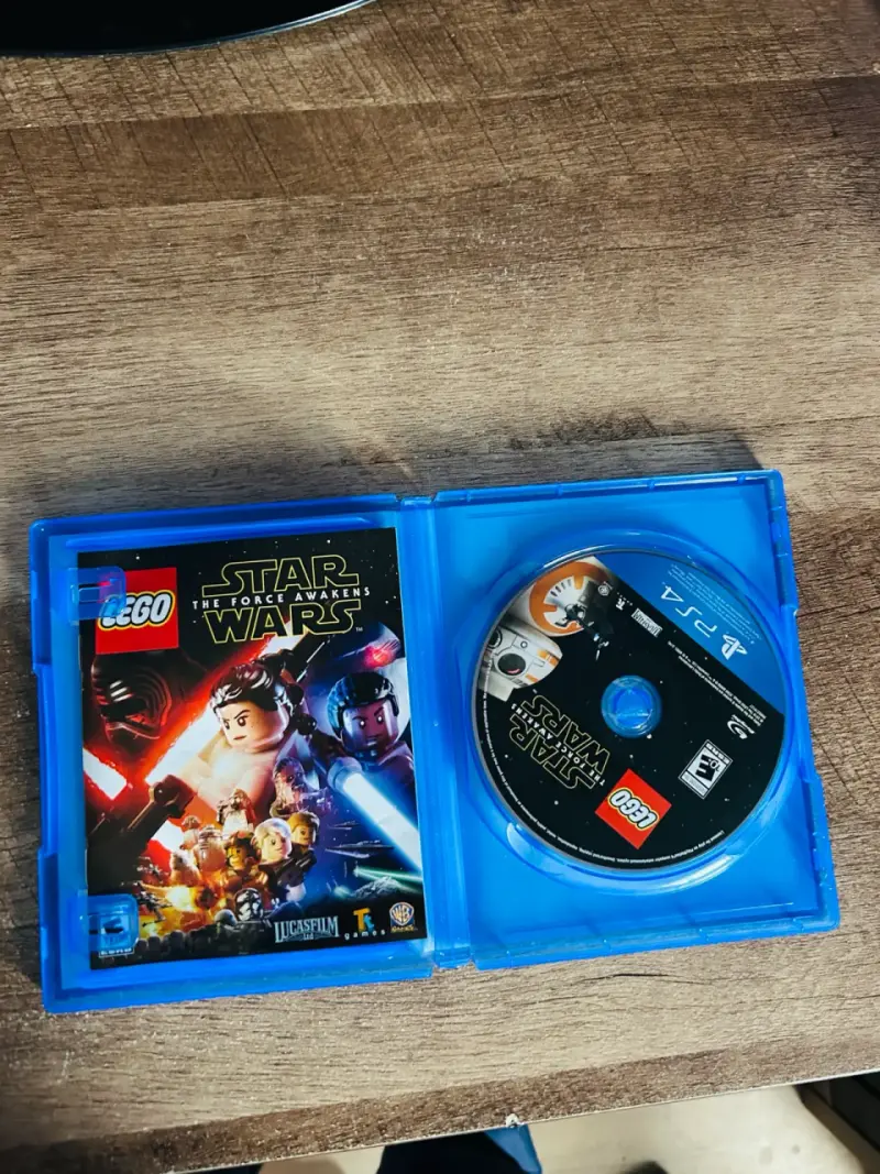 Juego PS4 LEGO Star Wars - 3