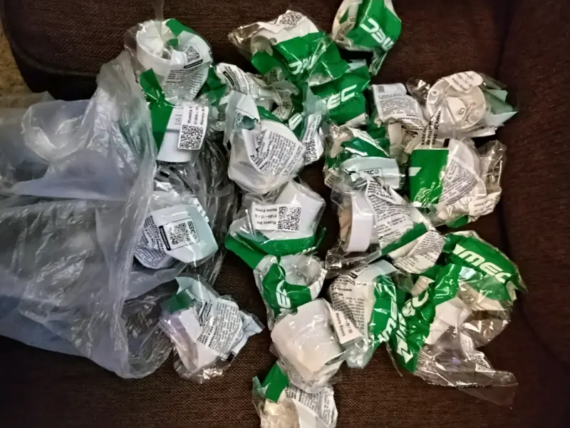 Adaptadores enchufe MEG nuevos