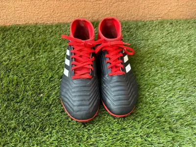 Zapatillas de fútbol Adidas predator - miniatura 1