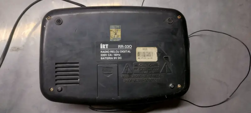 Radio Reloj Despertador IRT RR-330 Retro - 2