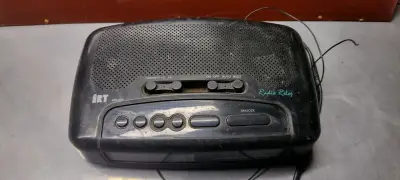 Radio Reloj Despertador IRT RR-330 Retro - miniatura 3