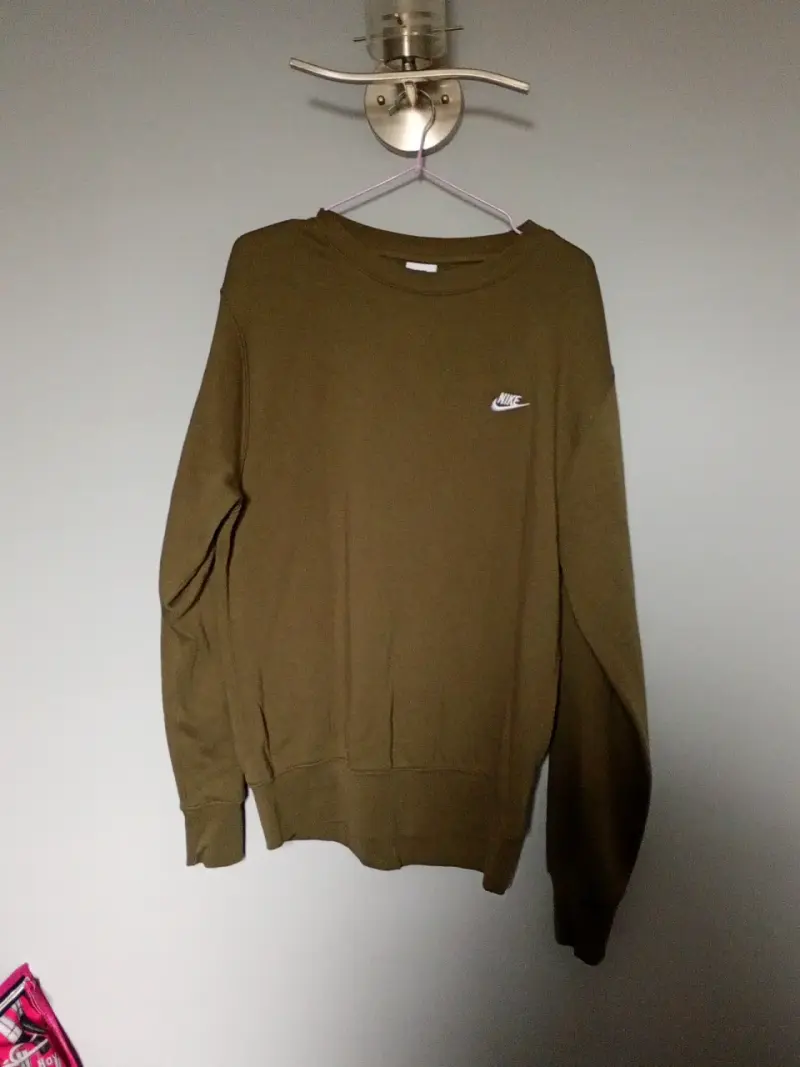 Polerón Nike verde oliva - 2