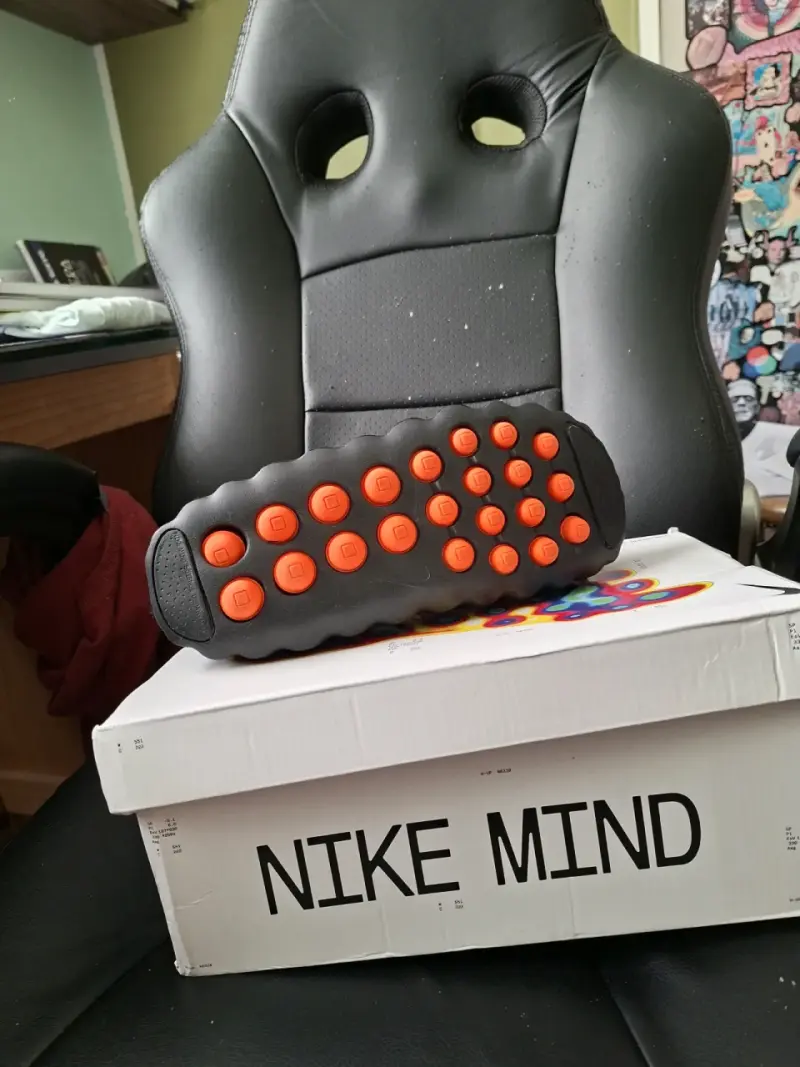 Nike mind (replica)de muy buena calidad 26.5cm - 2